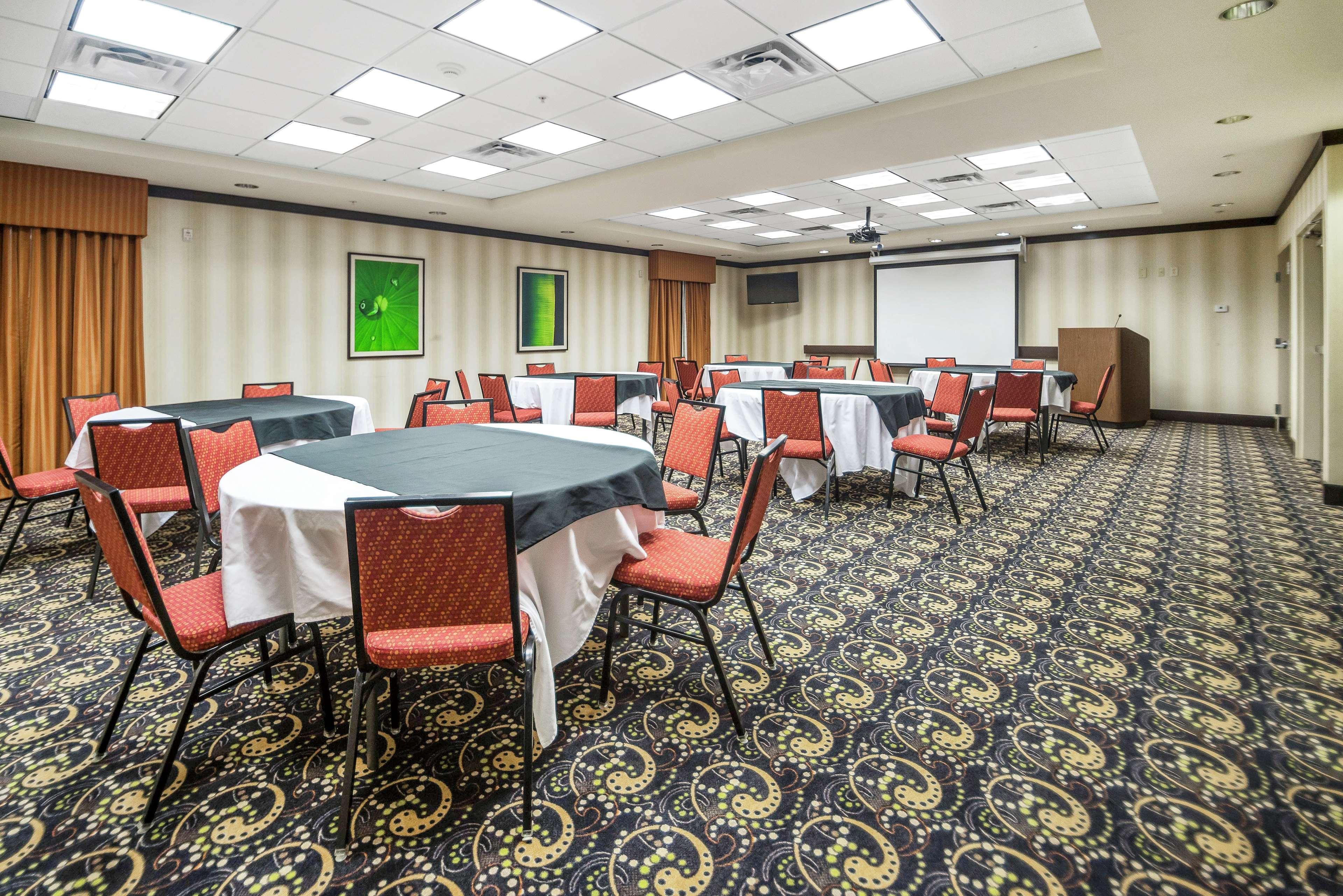 Hampton And Tulsa/catoosa Hotel